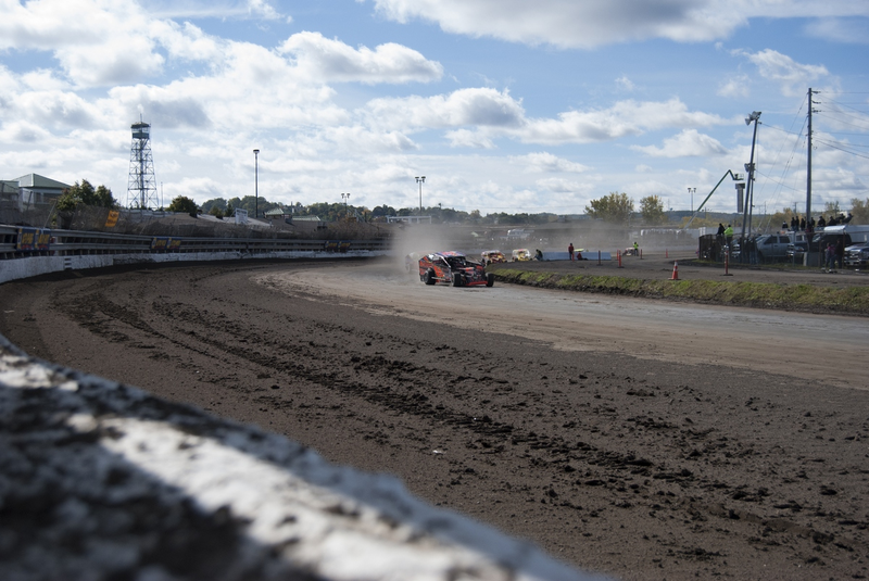 Illustration for article titled We're Losing One Of America's Best Dirt Tracks And It's Heartbreaking